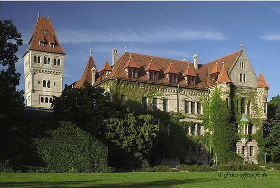 Graf von Faber-Castell'sches Schloss